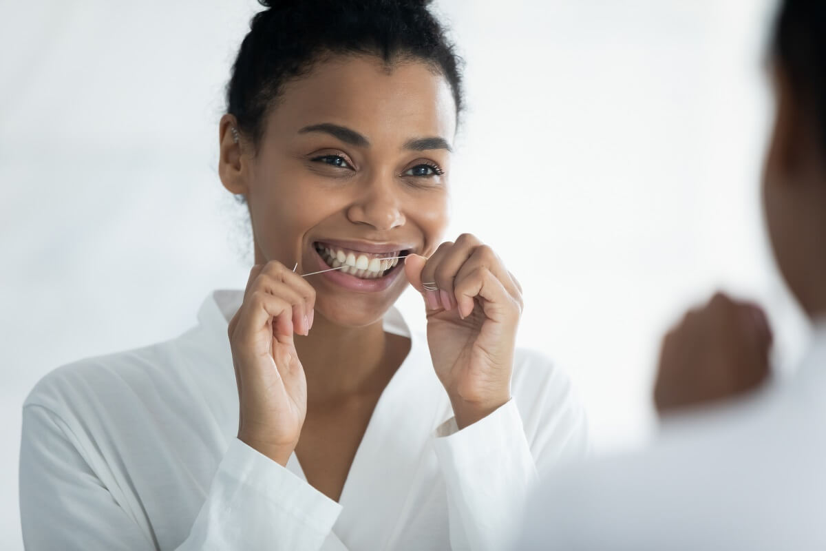 Gingivitis vs. Periodontitis - Dentist Orleans / Gloucester - Orleans Gardens Dental Centre Gingivitis vs. Periodontitis - Dentist Orleans / Gloucester - Orleans Gardens Dental Centre